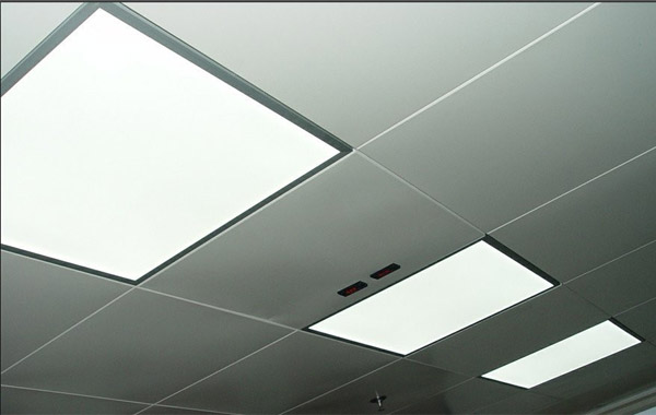 Đèn Led tấm Panel cho ánh sáng tự nhiên như ngoài trời ngay tại văn phòng
